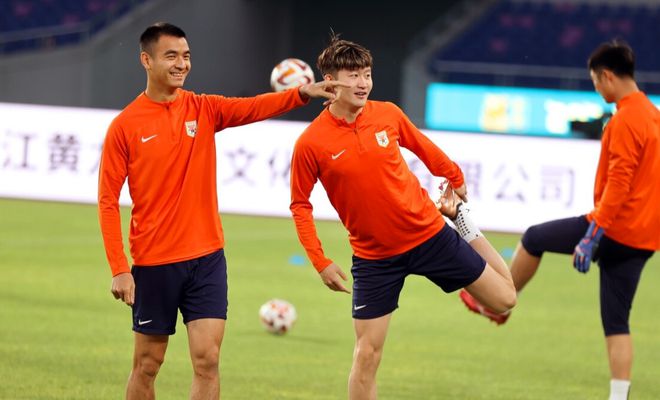 (泰山队 外援)豪阵巨变!泰山队新5外援PK中超冠军,费南多迎首秀,金靴再出击