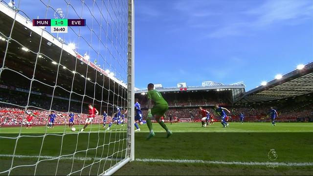 （麦克托米奈中卫）中锋人选就在阵中？麦克托米奈不停球抽射近角破门！