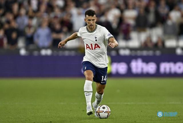 （佩里西奇加盟拜仁）佩里西奇本赛季英超6次送出助攻，与库卢并列热刺队内之首