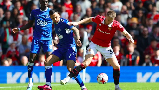 （曼联铁血）2-0！铁树开花 曼联连胜不止升至第3 进攻掀狂潮19年最强红魔诞生