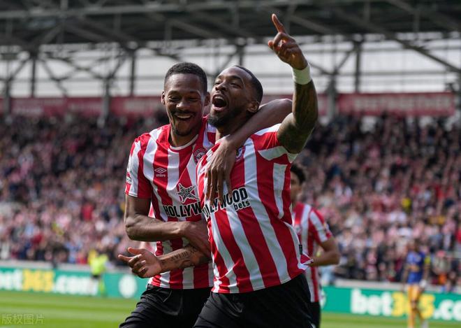 （英超2队）2-1逆转，英超第4爆发，豪取5连胜，再次反超曼联夺回第3宝座