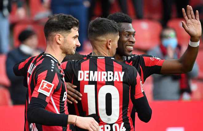 曼联旧将为穆帅鸣冤：对年轻球员严格是好事，让我成为足坛男子汉