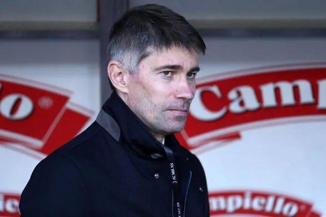 （吉萨沙马退赛）马萨拉丨吉鲁续约马上完成，莱奥更有发言权