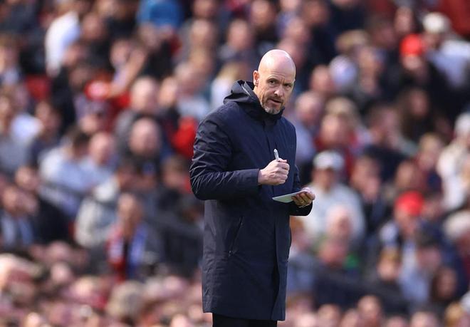 滕哈格批评曼联浪费，本应半场结束比赛！希望马夏尔替代拉什福德