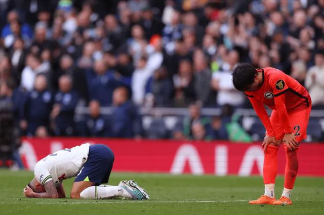 （布莱文霍华德）霍华德-韦伯向布莱顿承认 昨晚三笘薰被犯规应该被判罚点球