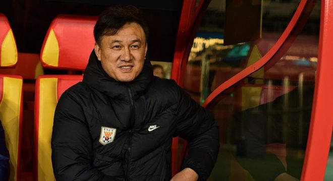 （泰山队最新）8-9变0-2！泰山队没未来：仍靠35岁大腿，沉迷老阵，丢冠揪出罪魁