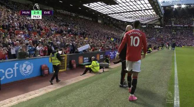 （滕哈格续约）滕哈格赛后谈拉什福德伤情