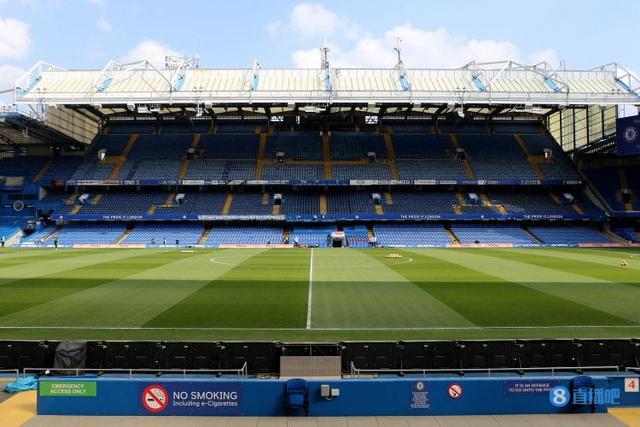 （而在英超转会市场仅剩两天之际,切尔西不得不火速寻找）英媒：切尔西成首家累计亏损10亿镑英超俱乐部，连续19年周亏90万