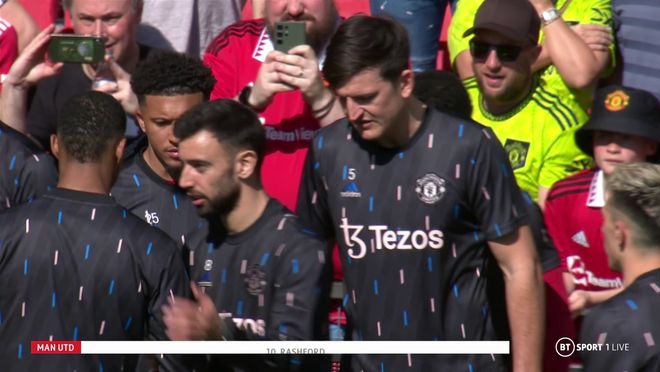 马奎尔打替补不满意，离开曼联前欲再夺两冠！替代瓦拉内原因曝光