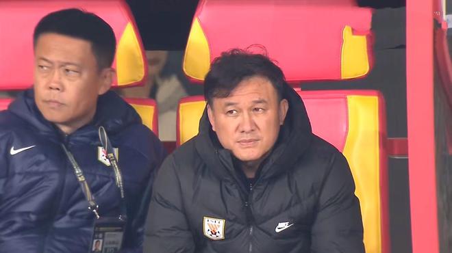 郝伟没招了,泰山队紧急召回吴兴涵,夏窗换掉外援双老争冠变保4