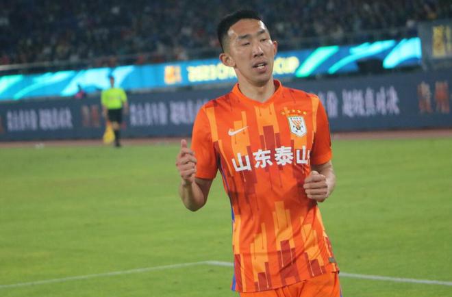 (泰山队再度集结)泰山队7新援仅1人超级杯出场,费南多是进攻变数,多人需要正名