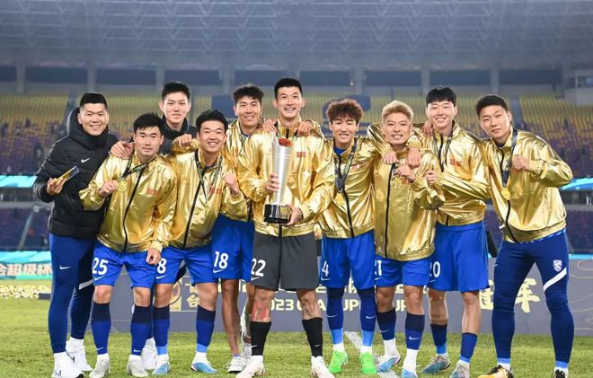 （中超的广州队）中超8冠王，广州队，引援结束！如此阵容，能否在中甲保级？