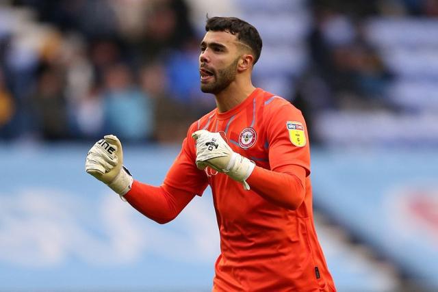 （热刺布伦特福德比分）英媒：热刺、曼联和切尔西有意拉亚，布伦特福德标价3500万欧