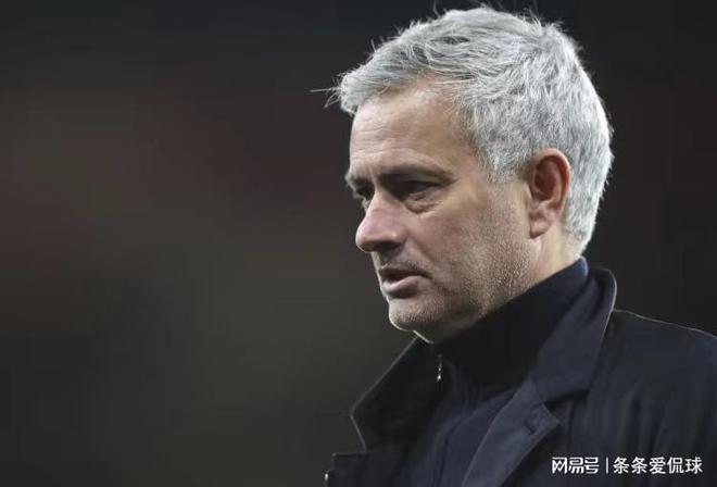 （卡萨诺 穆里尼奥）穆帅怒怼卡萨诺：我荣誉等身，你啥也没有