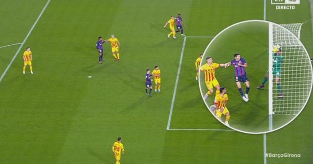 （阿劳霍进球）毫厘之差！阿劳霍的头球攻门距离打破僵局只差一点