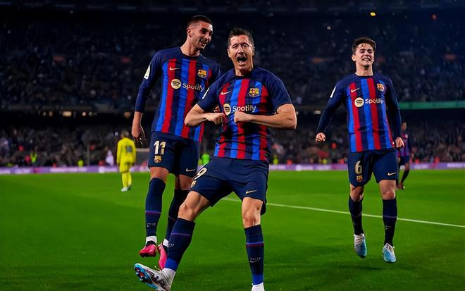 第一防守队！巴萨战平弱旅却拿到更大优势，哈维传奇设想靠啥成功