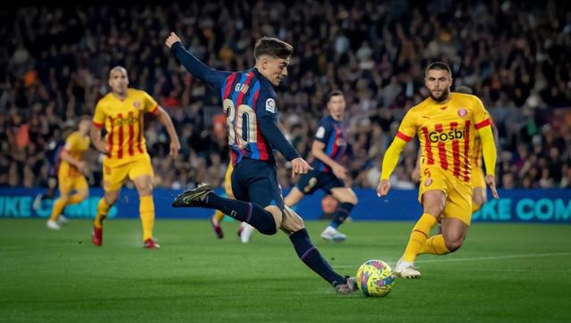 （巴萨对赫罗纳梅西晃倒3人）西甲-赛季主场不败+运动战不丢球，巴萨0-0赫罗纳13分领跑积分榜