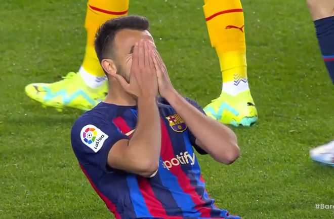 （西甲最新战报:巴萨胜黑马夺冠在即）西甲最新战报 巴萨仍是唯一丢球不双球队 13分优势故意馋皇马？