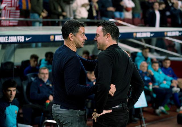 （球员莱万）0-0仍13分领跑！连续2场0收获，34岁莱万受诟病，球迷：只会虐菜