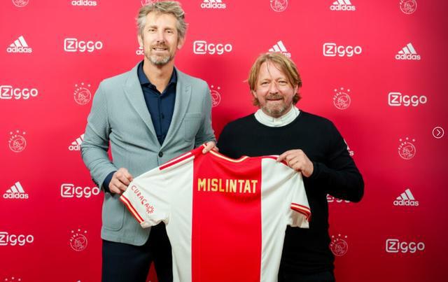 （阿贾克斯阿森纳球衣）阿贾克斯官方：前阿森纳球员招募主管米斯林塔特出任足球总监