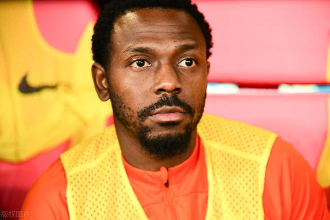 大四喜帽子戏法的强援不要,净弄些歪瓜劣枣,山东泰山引援看不懂