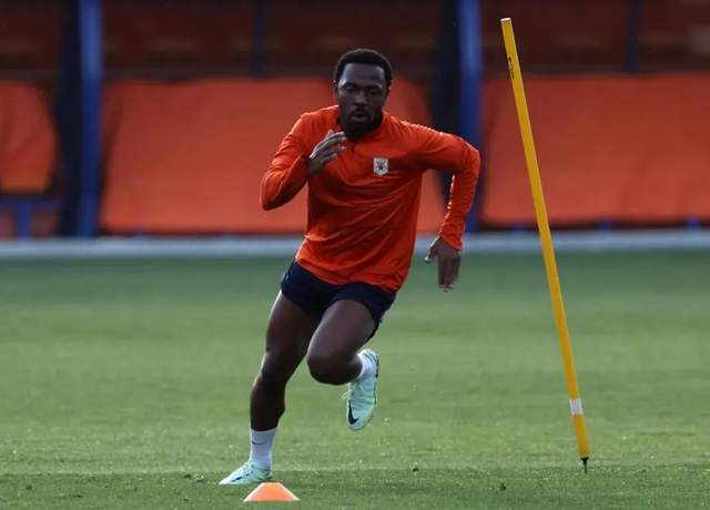 泰山队即将登泰山祈福,新赛季大名单仍有悬念,首场战申花不轻松