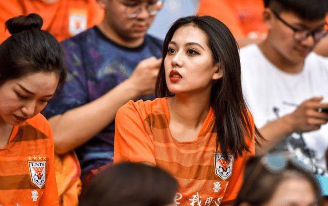 鲁能丢冠,为何郝伟还心情大好?名记道出实情,名帅或驰援替代