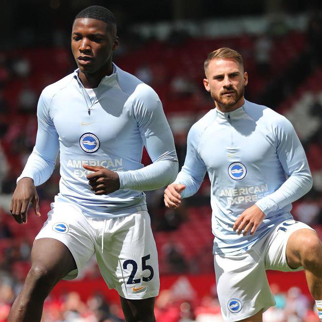 （卡塞米罗转会皇马）曝曼联8000万求购卡塞米罗接班人，或弃德容！当年只需500万没买