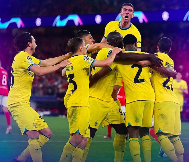 (欧冠国米门兴)就是命硬!欧冠八强战国米客场2球轻取强敌 此前一个月3平3负