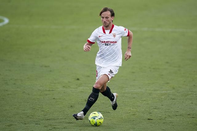 （维拉蒂 哈维）拉基蒂奇：哈维配得上带领巴萨争冠 魔笛至少还能有三年高水平