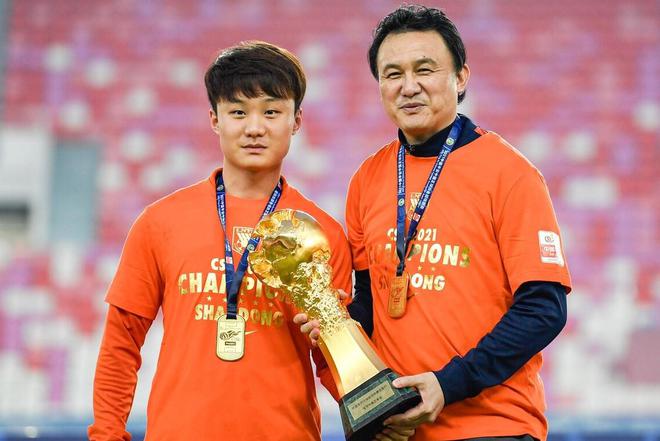 （青岛郝海涛）转战青岛！郝海毅加盟青岛海牛，是山东泰山主帅郝伟爱子