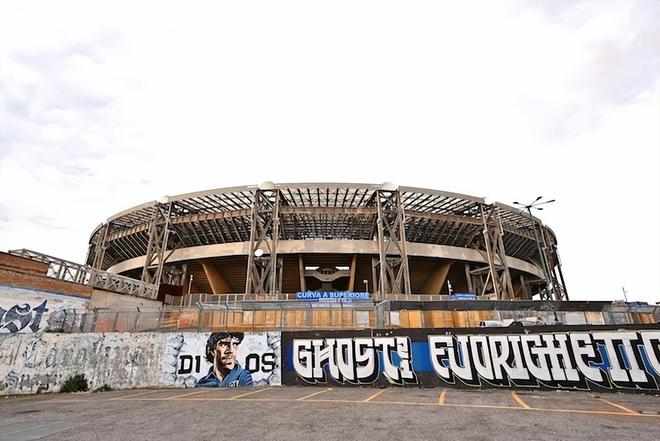 (那不勒斯升入意甲)那不勒斯重塑意甲势力版图,继马拉多纳年代后再度浴火重生