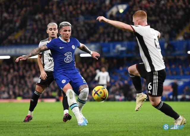 （弗洛伦蒂诺·路易斯什么水平）欧冠8强中，只有本菲卡的弗洛伦蒂诺-路易斯比恩佐铲球次数更多