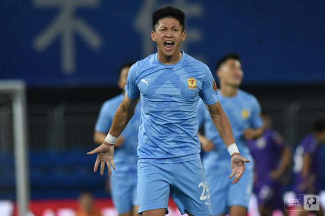 （王楚 四川九牛）楚王易主！王楚告别四川九牛，加盟成都蓉城，时隔4年重返中超