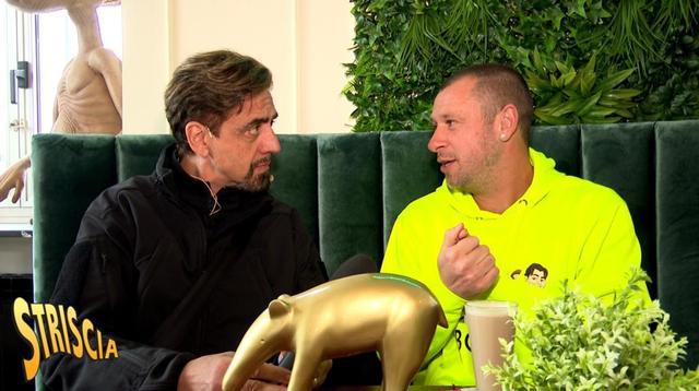 （卡萨诺 金貘奖）卡萨诺获金貘奖：穆里尼奥夺冠全靠运气，该把奖杯塞进屁股