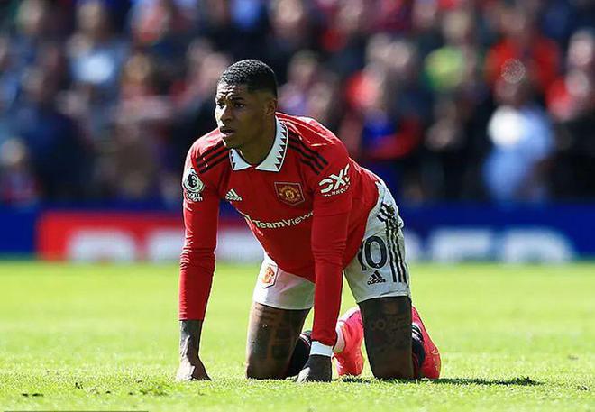 曼联官宣拉什福德伤势，缺阵场次曝光！滕哈格坚称其他前锋能进球