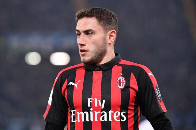 （卡拉布里亚与米兰续约）卡拉布里亚：相信能淘汰那不勒斯1-2月 米兰确实遇到了体能问题