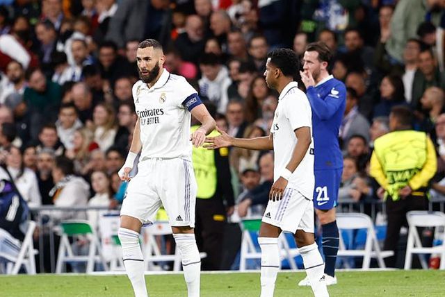 （那不勒斯开赛后45分钟未到场）首回合过后！3强基本晋级，那不勒斯悬了：2人停赛，前锋难复出