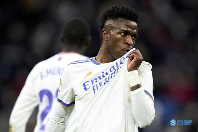 熊皇！维尼修斯近20场欧冠贡献10球10助攻