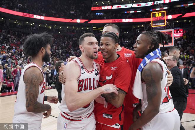 （拉文31分率公牛取季前赛四连胜）拉文39分公牛大逆转猛龙 决战热火争季后赛最后1席