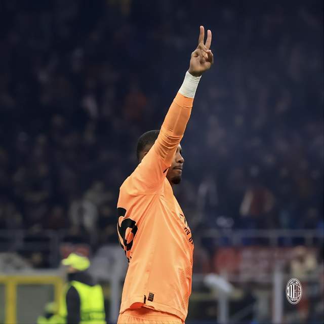 5次神扑!欧冠八强战迈尼昂化身叹息之墙 意甲准冠军被扑到绝望