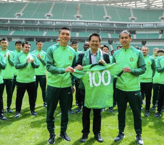 国安亮相新工体迎新季 中赫董事长鼓舞全队 不设目标每场全力以赴