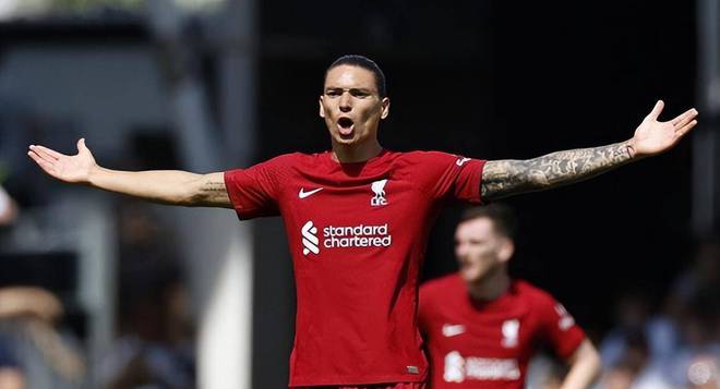 努涅斯的推远角，安东尼的画圈圈，穆德里克的单刀，谁是大冤种？