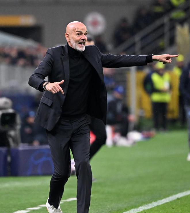 (足球年薪最高教练)当今足坛年薪TOP12教练,哪一个令你意外?瓜迪奥拉第2,哈维倒数