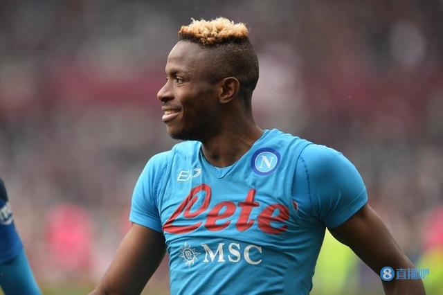 (图赫尔执教拜仁)记者:图赫尔很欣赏奥斯梅恩,希望下赛季将他纳入拜仁阵容