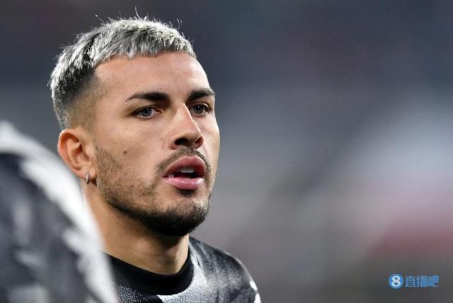 (尤文 斯帕尔)尤文第83分钟换人帕雷德斯跑回更衣室拿球衣,第85分钟才上场