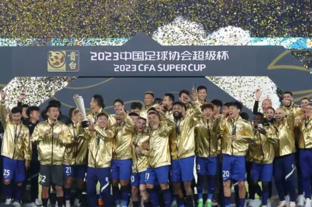 （武汉三镇 中超）中超又1“奇”队：武汉三镇新赛季转会窗盈利超2700万！