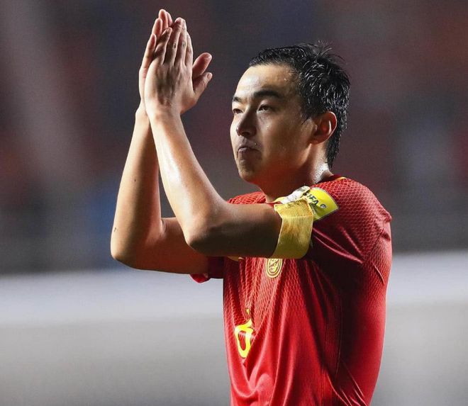 （国脚名将已确认离队）令人唏嘘！9大国脚级名将集体告别中超！一个时代彻底宣告终结