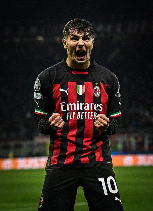 （现在ac米兰10号是谁）10号核心爆发！AC米兰加速买断，皇马拒绝贱卖，索要2500万欧元