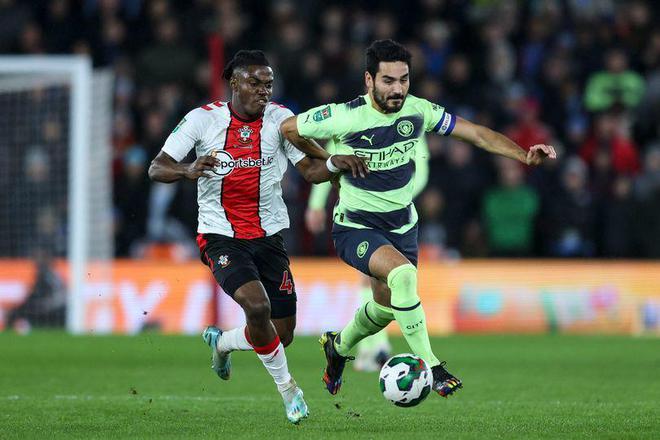 （萨内京多安）巴萨锁定夏窗第一签!京多安签约3年，年薪1200万，豪阵出炉